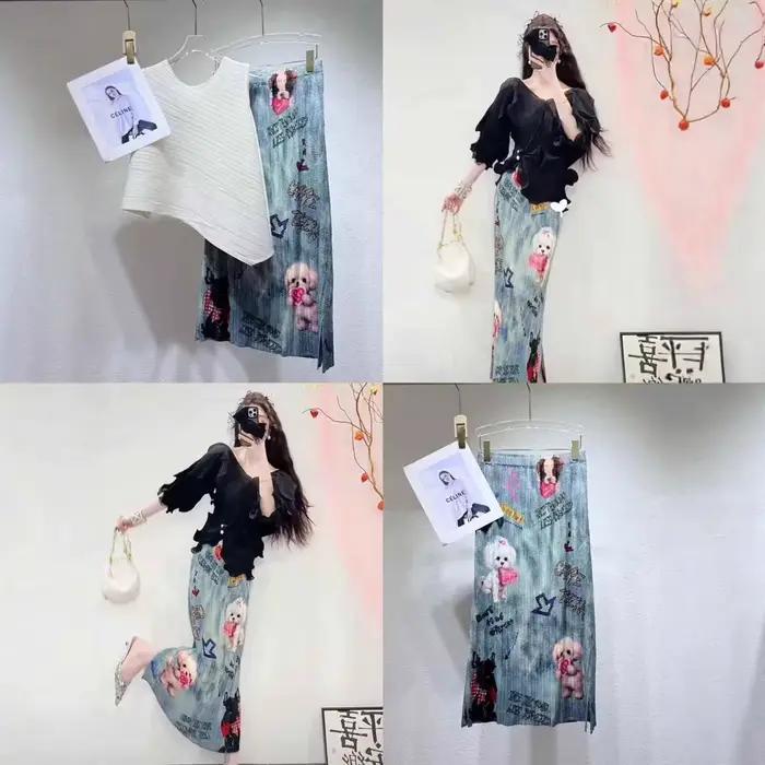 Nouvelle jupe plissée Miyake polyester imprimé dessin animé pour femmes, silhouette élégante et style décontracté pour sorties estivales et vacances