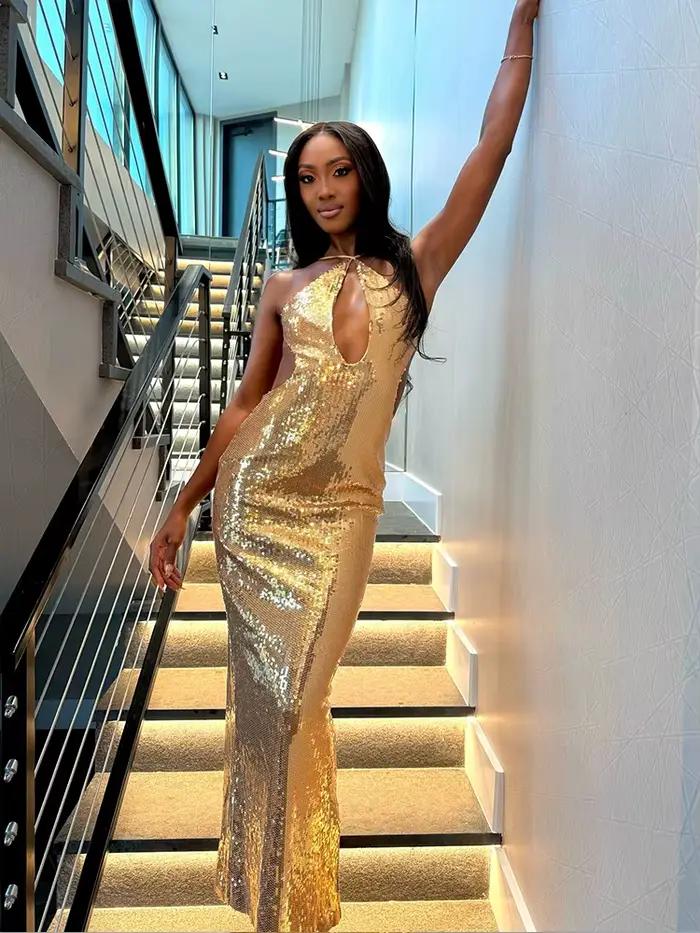 Robe longue noire sexy à paillettes dos nu profond décolleté plongeant pour soirées de club anniversaires DJ femmes sans manches polyester