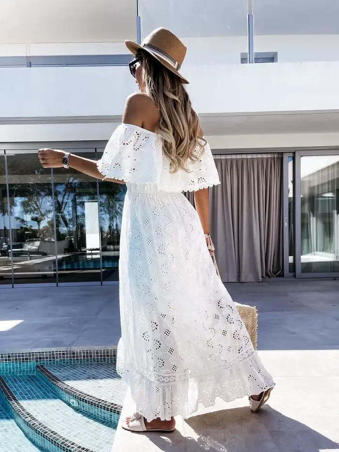Robe d'été blanche pour femmes