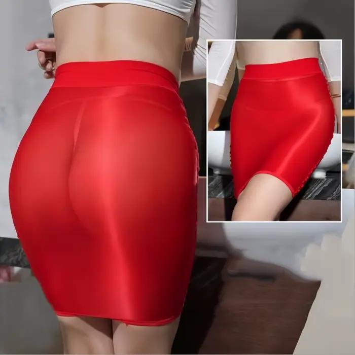 Jupe en polyester et élasthanne élégante et sexy pour femmes, mini courte avec finition brillante, ajustement parfait pour toutes les saisons, occasions spéciales et tous les styles