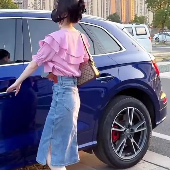 Femme élégante jupe en jean Chic et élégant jupes