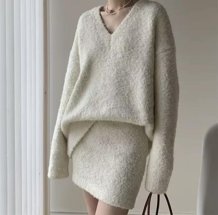 2025 hiver tricoté ensemble col en v poilu épais chaud pull jupe courte nouvel ensemble