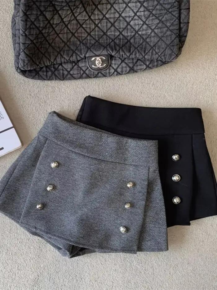 Jupe en laine à double boutonnage pour femme