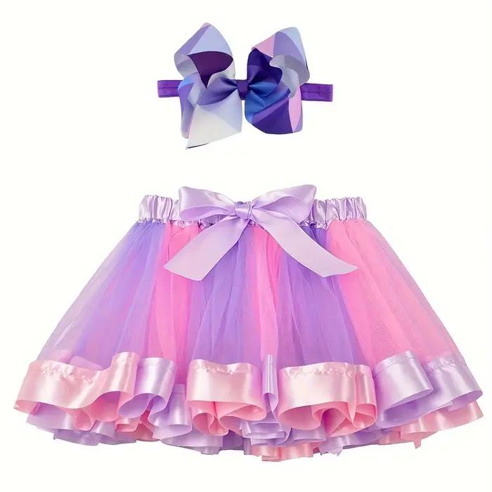 Mini jupe de fête avec épingle à cheveux