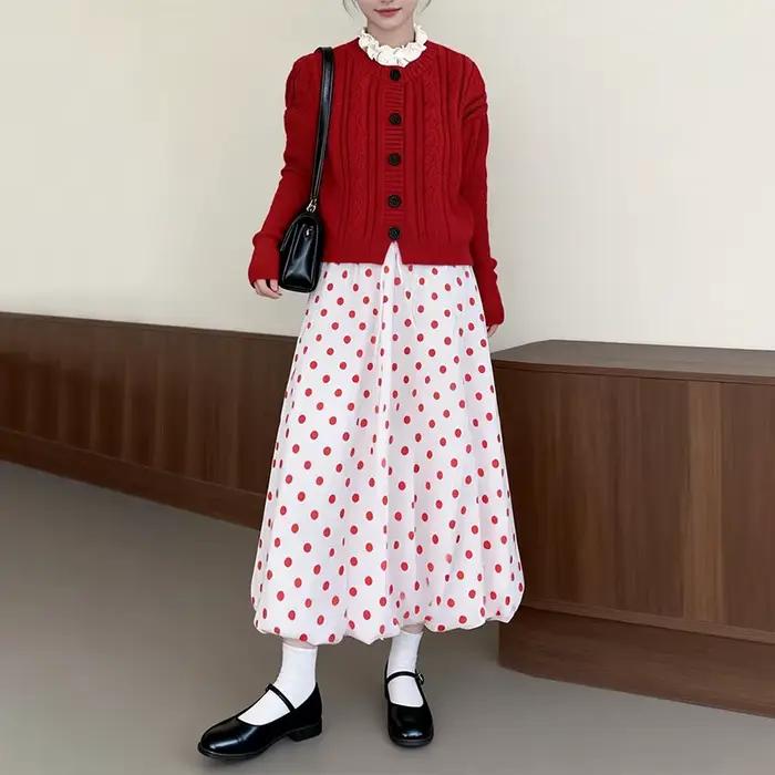 Jupe longue ample à pois rouge pour femme