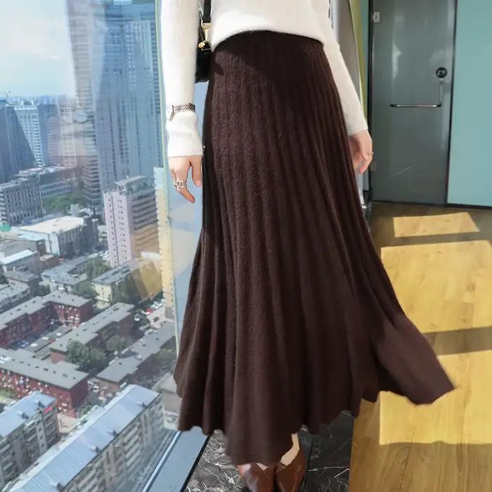 Jupe plissée taille longue en cachemire de vison pour femme