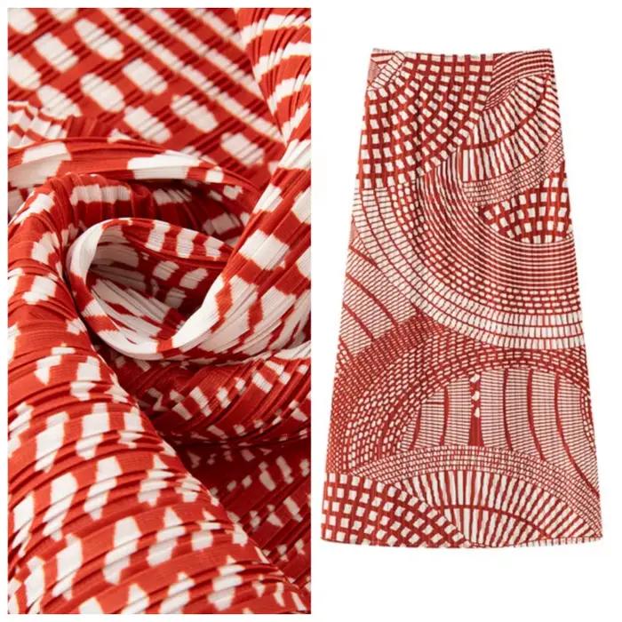 Jupe plissée Miyake rouge imprimée