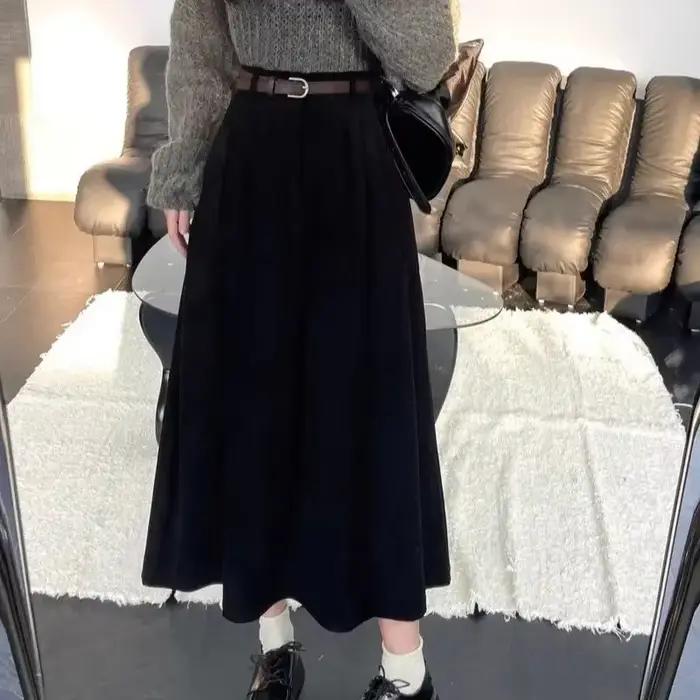 Jupe midi en velours côtelé pour femme