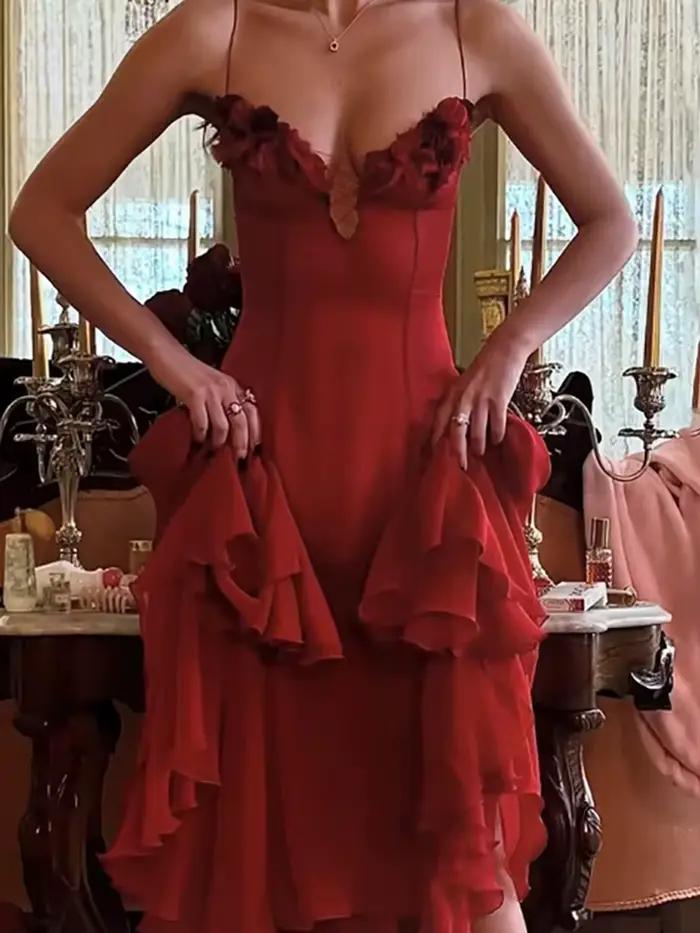 Robe de soirée dos nu à motifs floraux