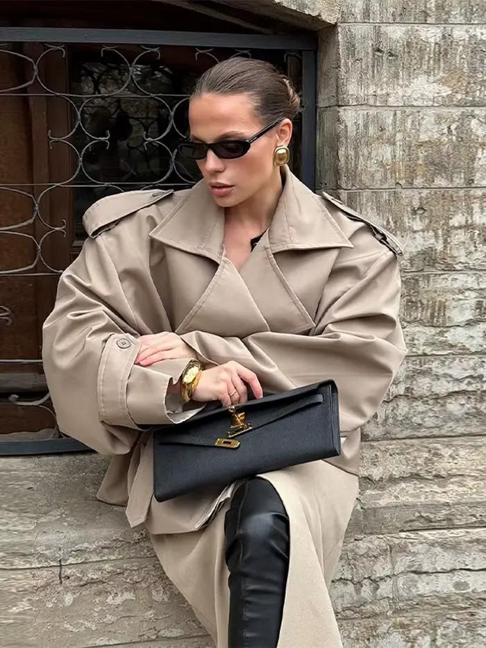 Trench court à lacets pour femmes