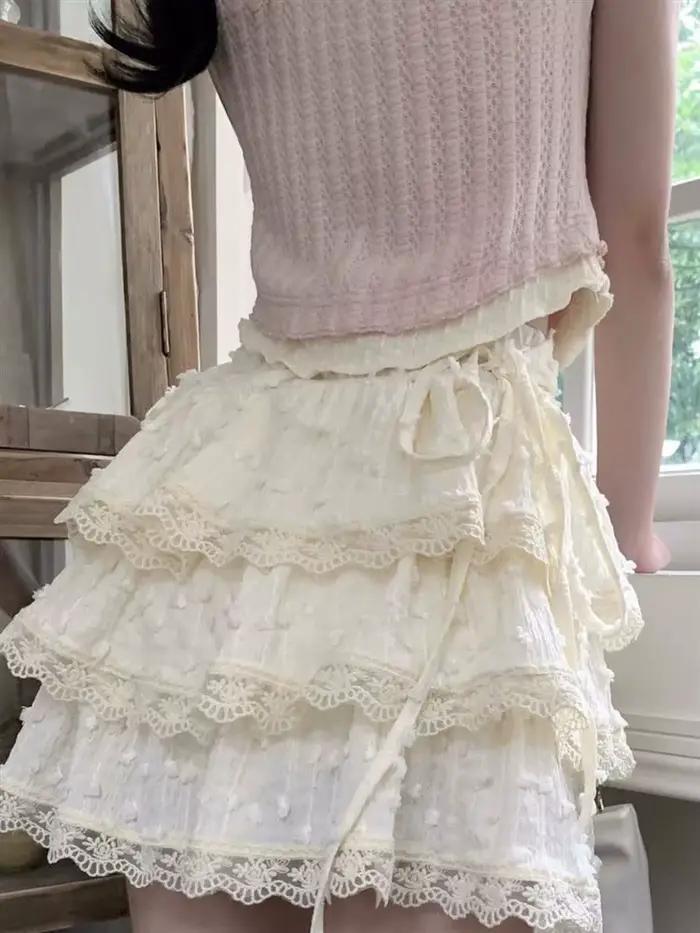 Mini jupes en dentelle à volants pour femmes