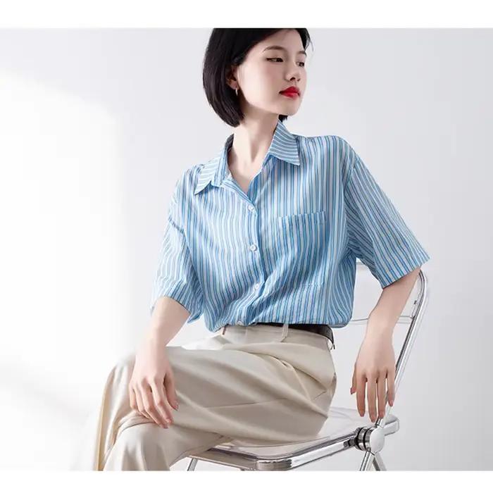 Chemises à rayures bleues et blanches pour femmes, tenues d'été à manches courtes, hauts à simple boutonnage avec poches, chemisier