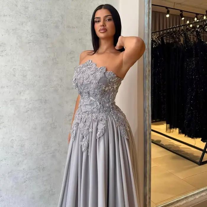 Robe de soirée élégante sans bretelles coupe trapèze avec perles pour femme 2026 – Robe longue de luxe en mousseline pour bal de promo, mariage et fête, personnalisable