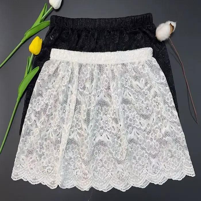Jupe superposée en dentelle florale exquise