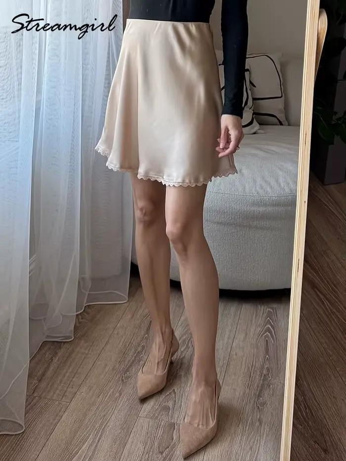 Mini-jupe en satin Streamgirl avec dentelle pour femme