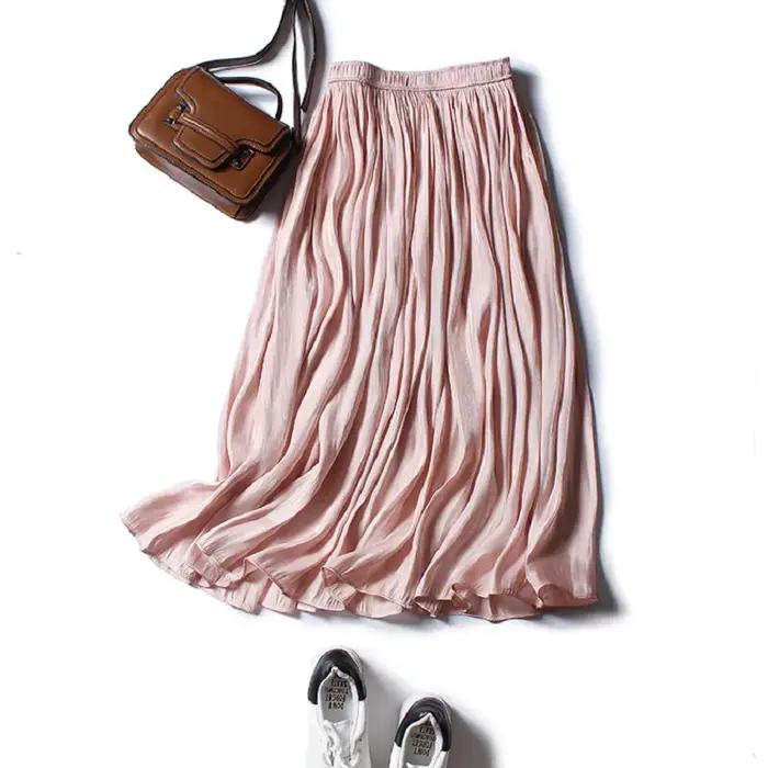 Jupe mi-longue vintage brillante et soyeuse pour femme