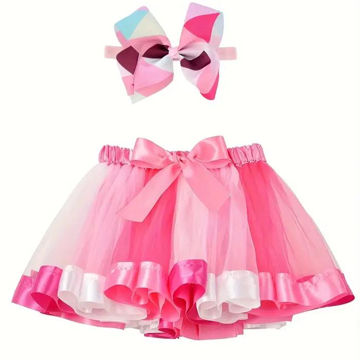 Mini jupe de fête avec épingle à cheveux