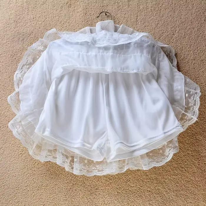 Jupe courte en dentelle blanche pour femme
