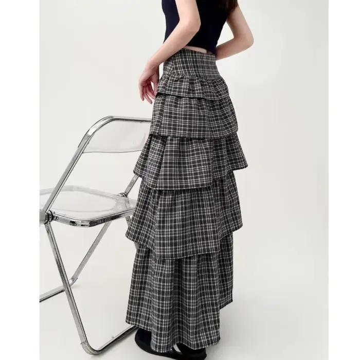 Jupe à carreaux noire pour femme
