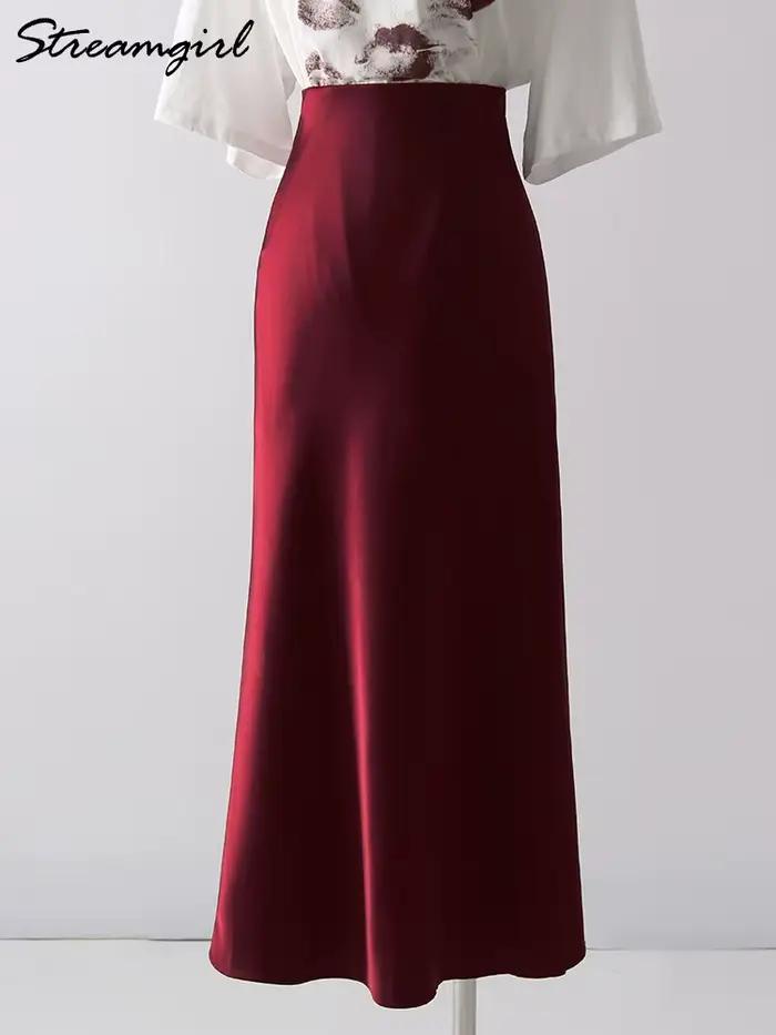 Jupe Longue Fendue en Satin Noir pour Femme