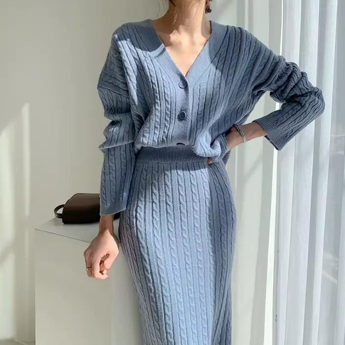 Ensemble 2 pièces jupe tricotée aux genoux pour femme