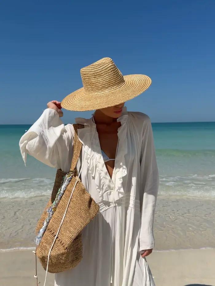 Robe de plage blanche pour femme