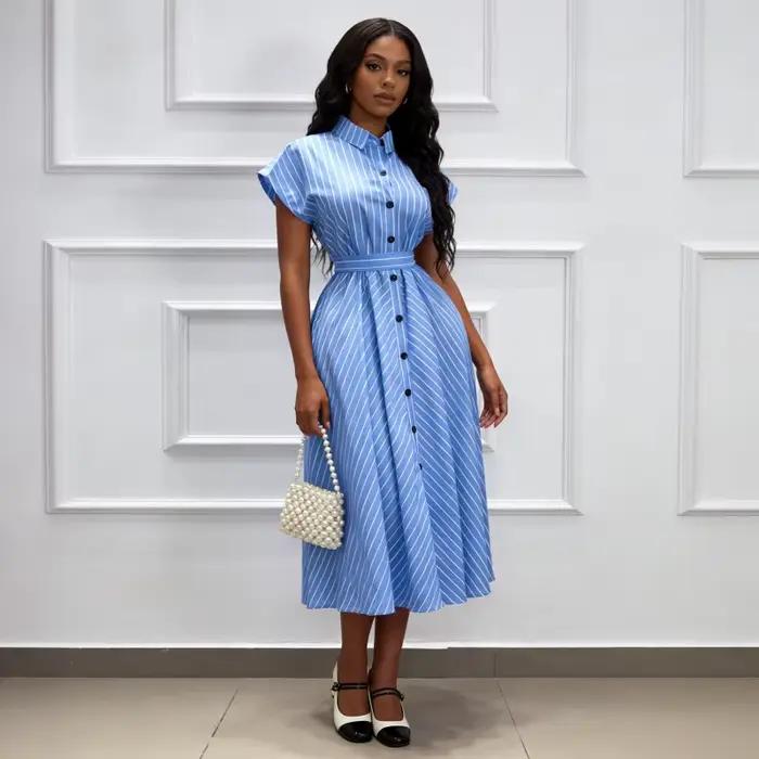 Robe longue femme coupe trapèze col rabattu manches courtes rayée élégante simple boutonnage à lacets pour le travail Printemps 2026