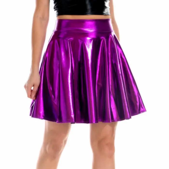Jupe courte plissée sexy en cuir verni pour femme