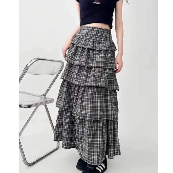 Jupe à carreaux noire pour femme