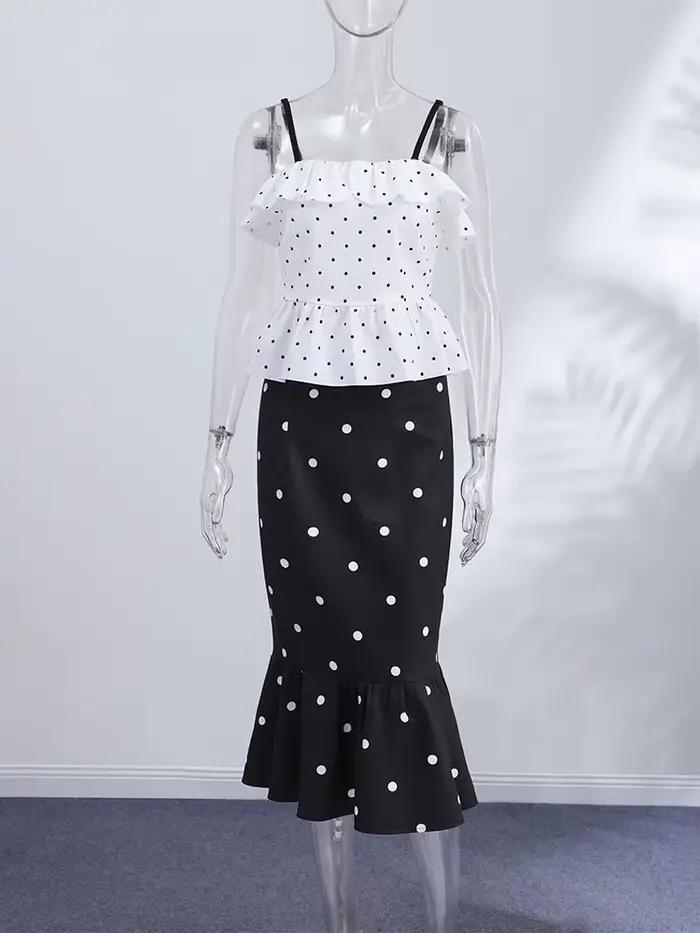 Ensemble jupe et haut élégant à pois