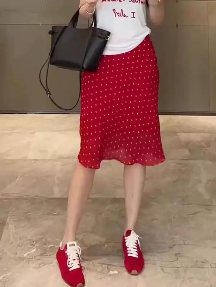 Jupe drapée rouge à taille élastique pour femme