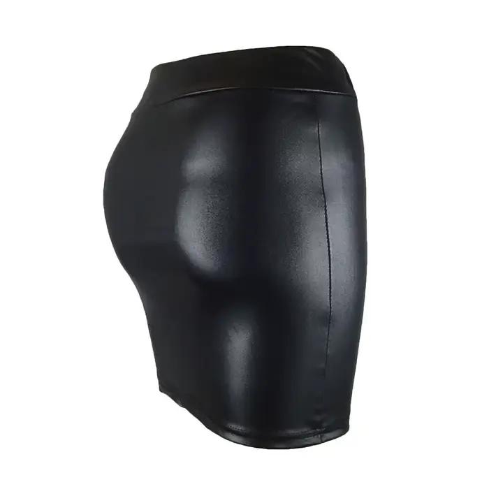 Jupe courte en similicuir mat effet mat