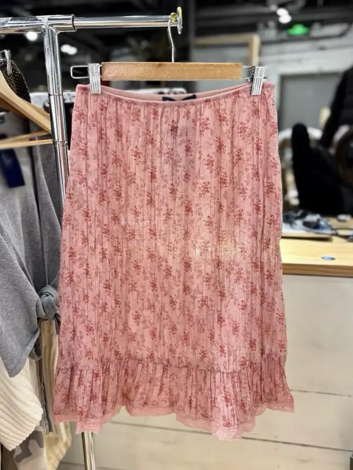 Jupe trapèze taille haute à motif floral rouge pour femme