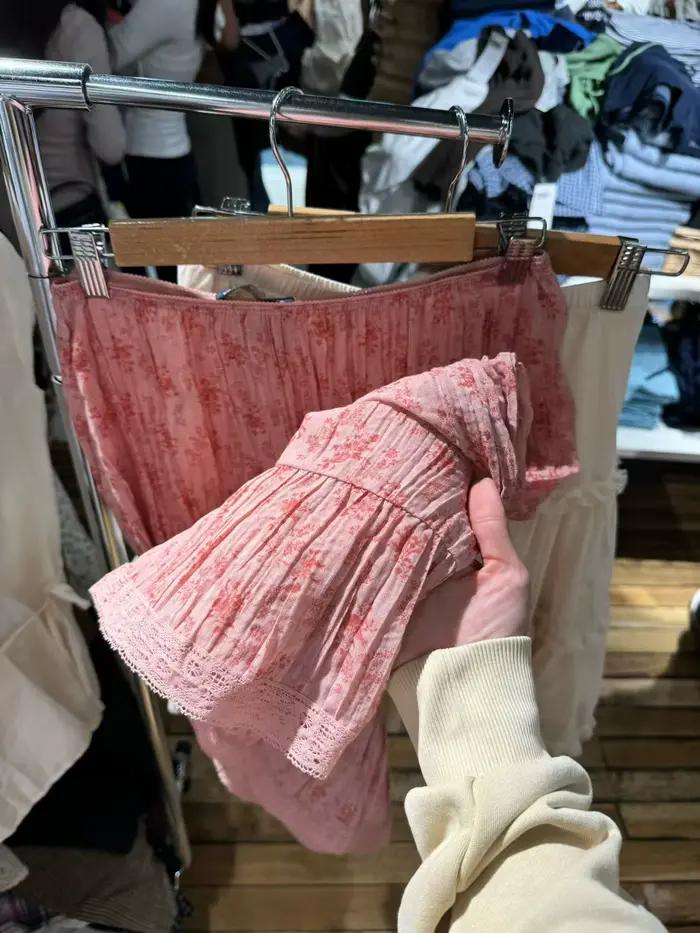 Jupe trapèze taille haute à motif floral rouge pour femme