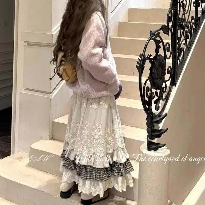 Femmes doux Vintage Mori fille Style taille haute épissage Plaid jupe longue hiver nouvelle mode coréenne Beige dentelle Kawaii jupes Maxi