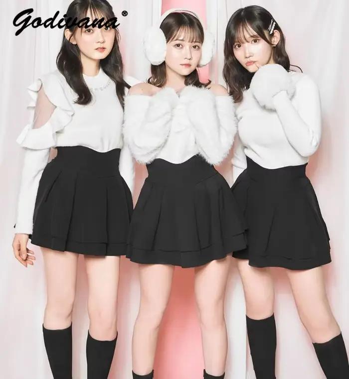 Mini-jupes de style japonais pour femmes