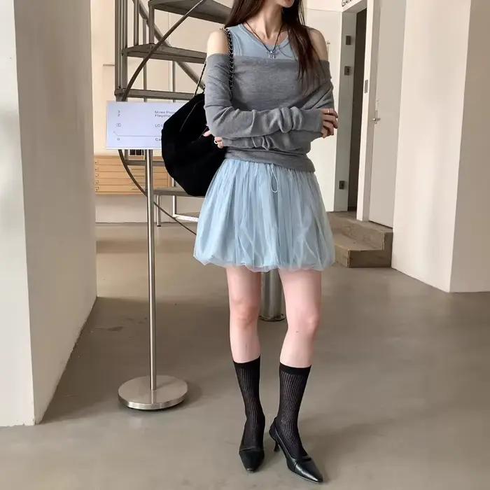 Jupe taille haute à motif floral, nouvelle collection printemps 2026, avec design court en maille effet rajeunissant