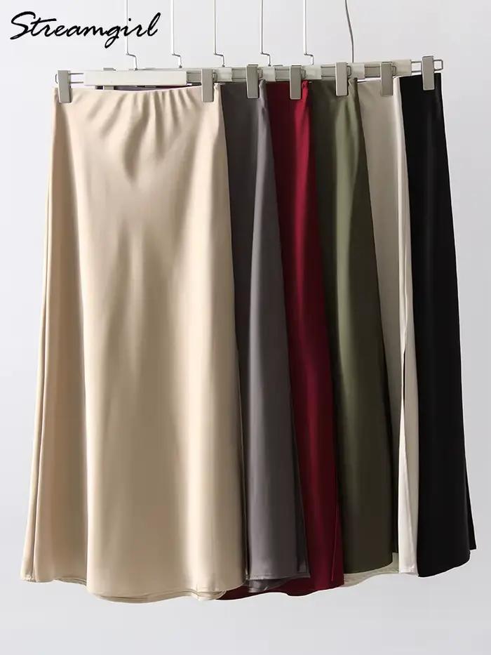 Jupe Longue Fendue en Satin Noir pour Femme