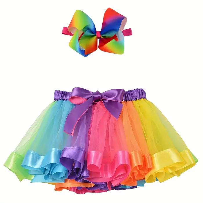 Mini jupe de fête avec épingle à cheveux