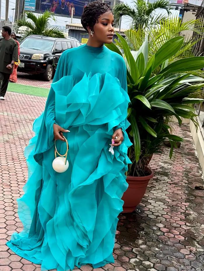 Robe longue plissée turquoise à volants, style africain, en mousseline, col montant, manches longues, superposée, pour soirée et mariage