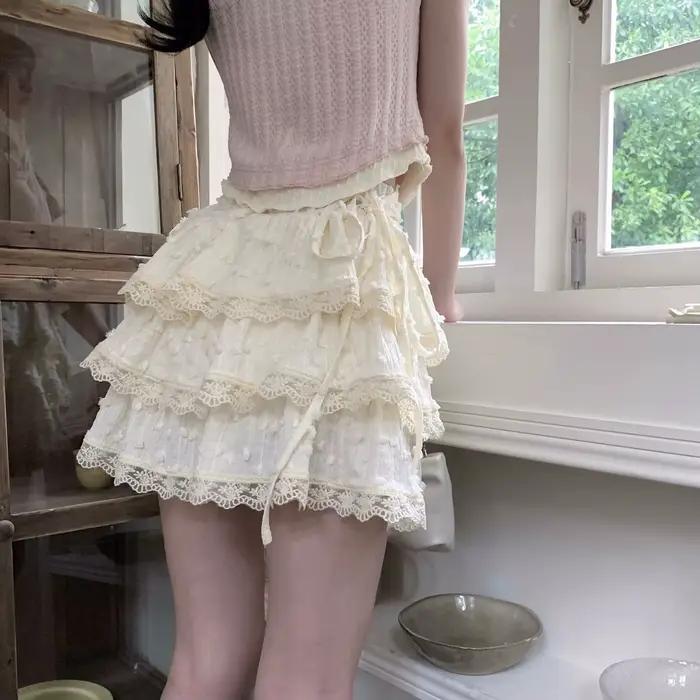 Mini jupes en dentelle à volants pour femmes