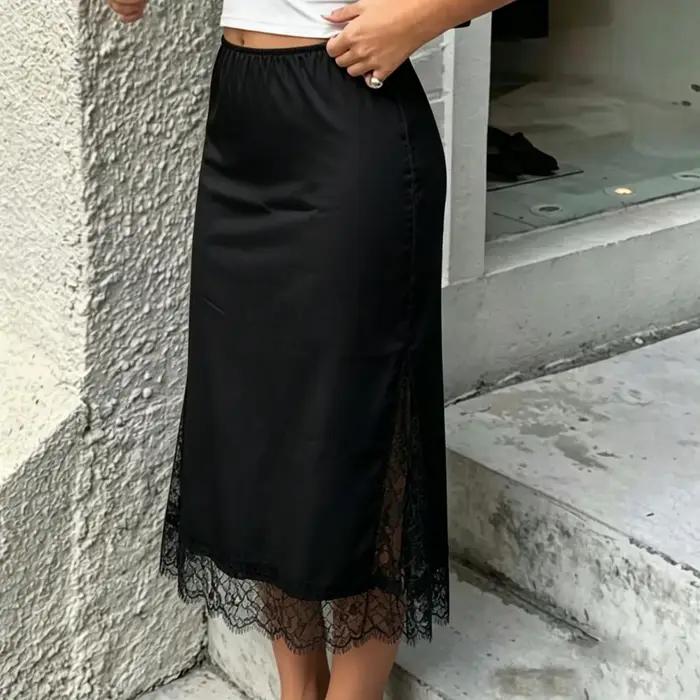 Jupe midi en satin pour femme