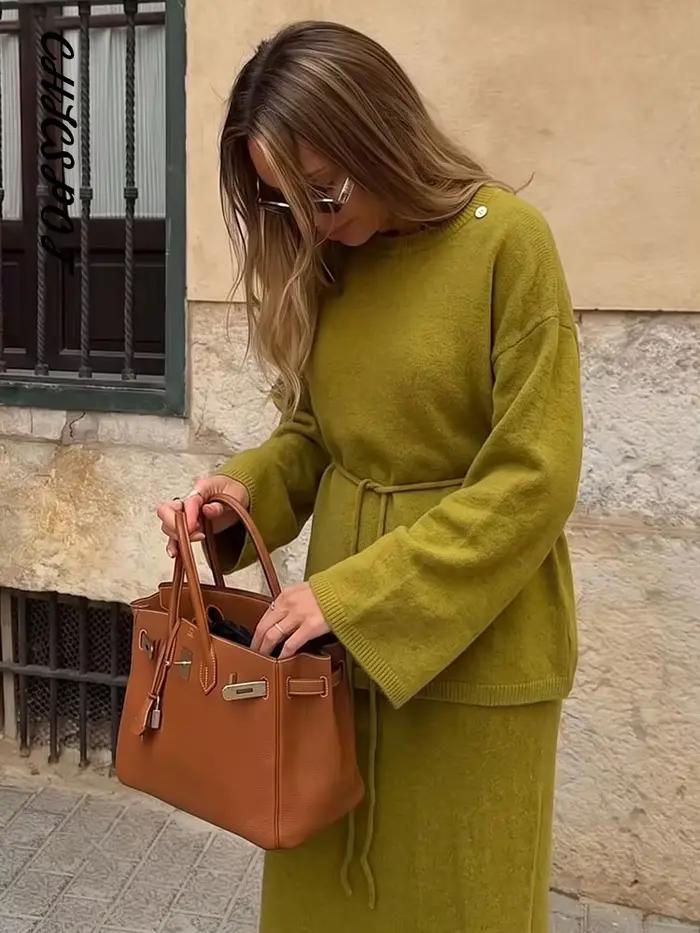 Ensemble 2 pièces jupe longue et pull tricoté pour femme – Élégant, col rond, manches longues, lacets, maille, jupes droites, tenues chics pour le bureau