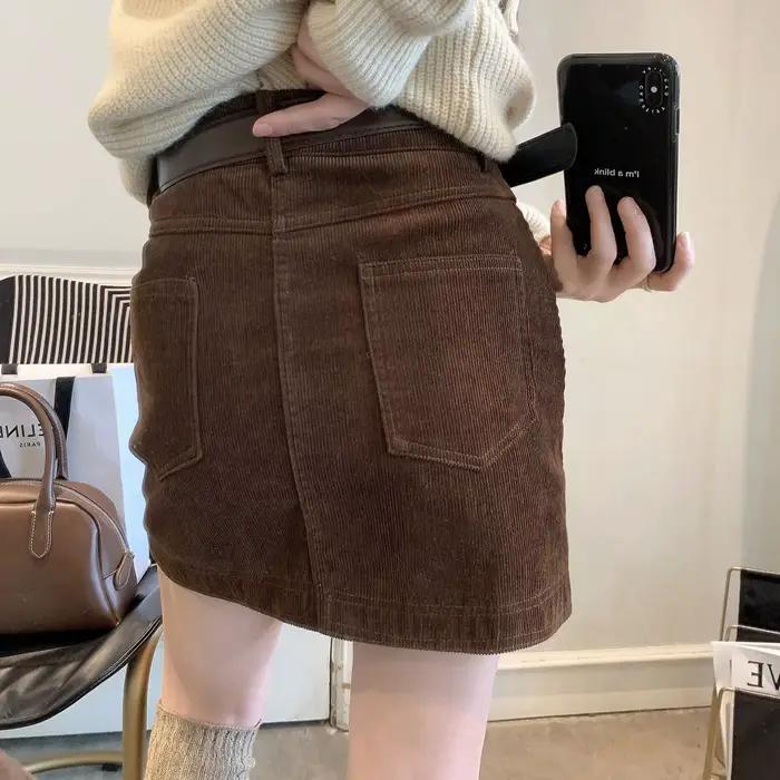2025 nouveau velours côtelé taille haute une ligne jupe femmes automne marron coupe ajustée Mini