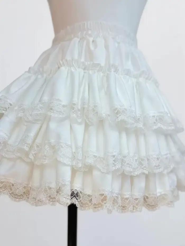 Mini-jupe blanche mignonne pour femme