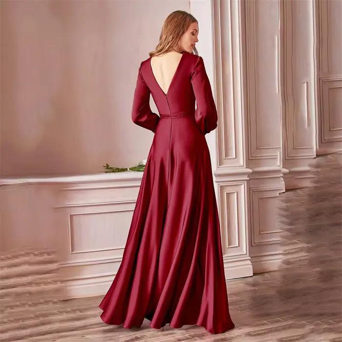 Robes de Soirée Élégantes Roses Coupe A-Line à Manches Longues 2026 en Satin Col V Profond Sexy Fendues sur le Côté pour Femmes Robes de Bal et de Soirée