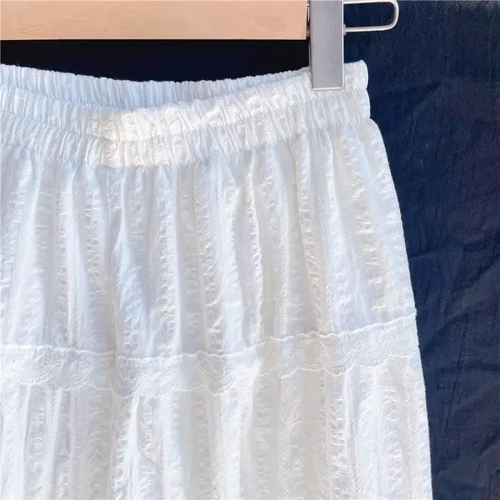 Jupe trapèze blanche pour femme
