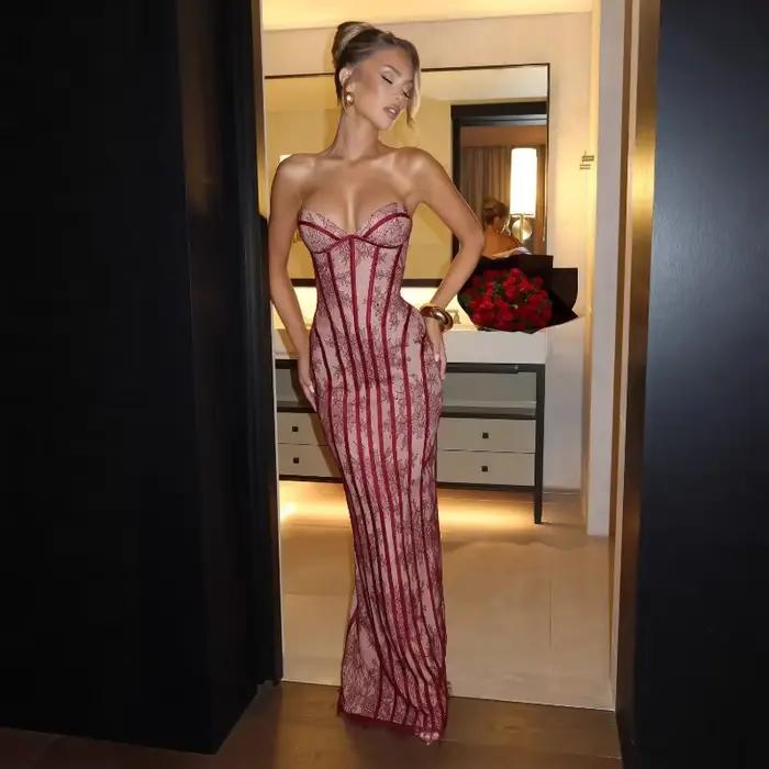 Robe bustier chic et audacieuse