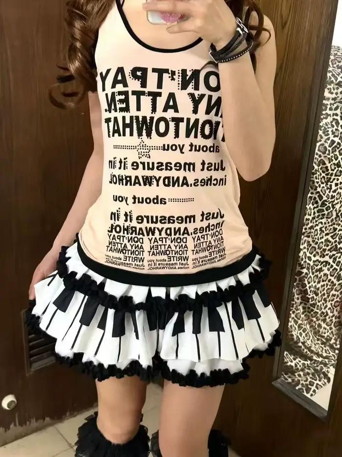 Mini-jupe Y2K imprimée noir et blanc pour femme
