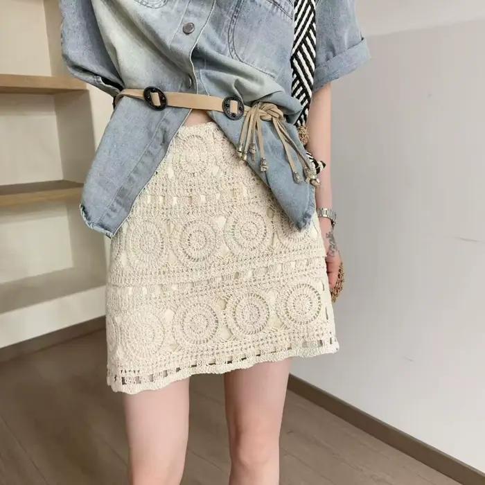 Nouvelle jupe en dentelle ajourée taille haute polyvalente effet rajeunissant